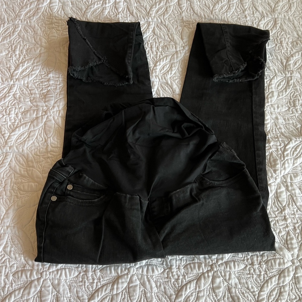 Black maternity jeans
